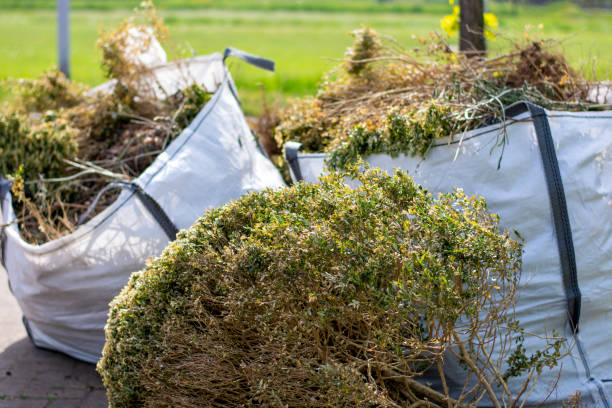 Best Hot Tub Removal  in Wapakoneta, OH